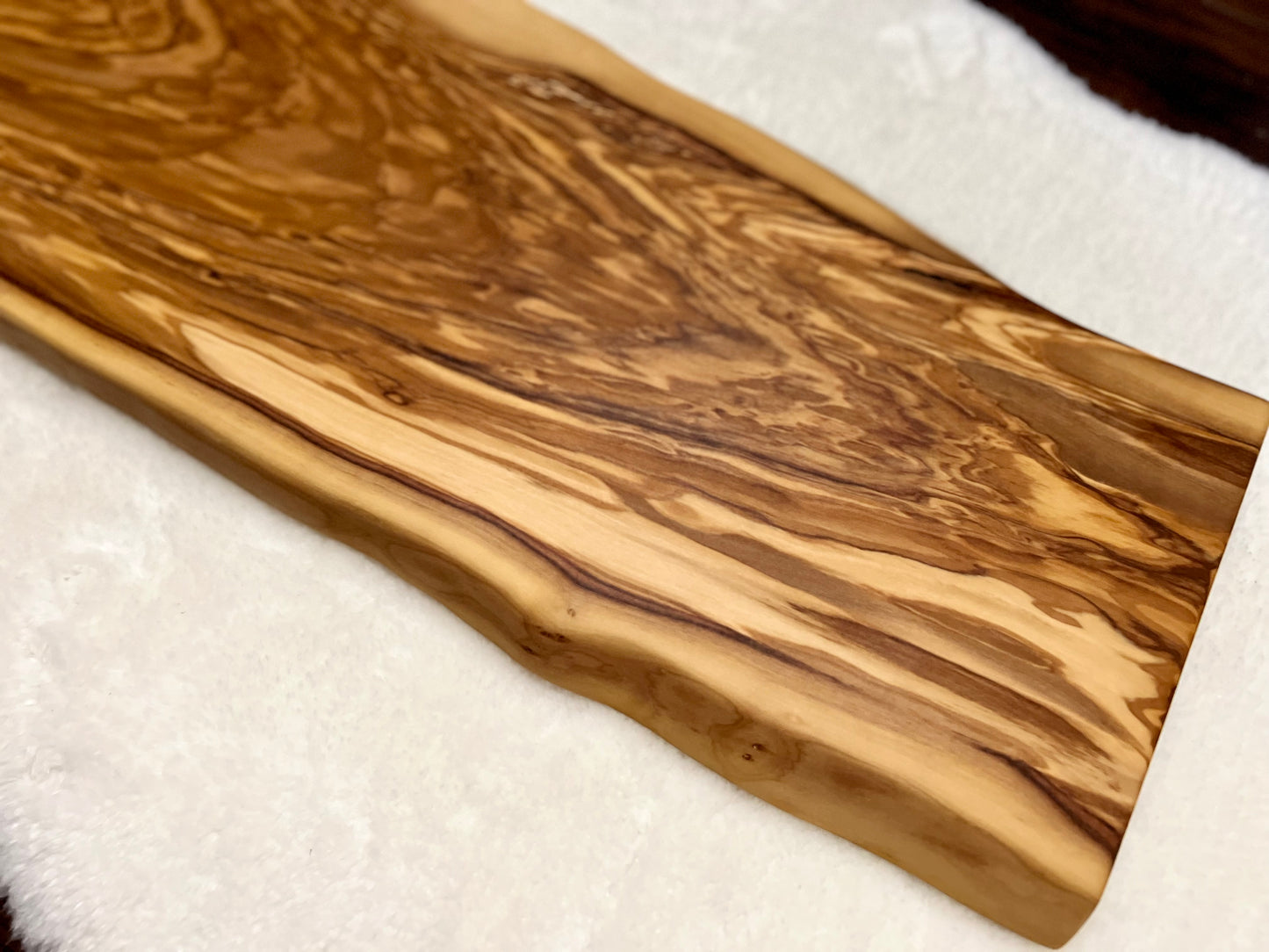 Live Edge Charcuterie Board - Olive Wood